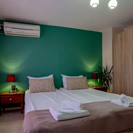Aleko Center * Veliko Tarnovo