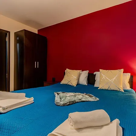 Apartment Aleko Center *