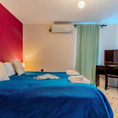Apartment Aleko Center *