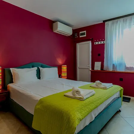 Aleko Center Apartment