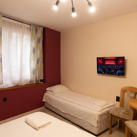Aleko Center * Veliko Tărnovo